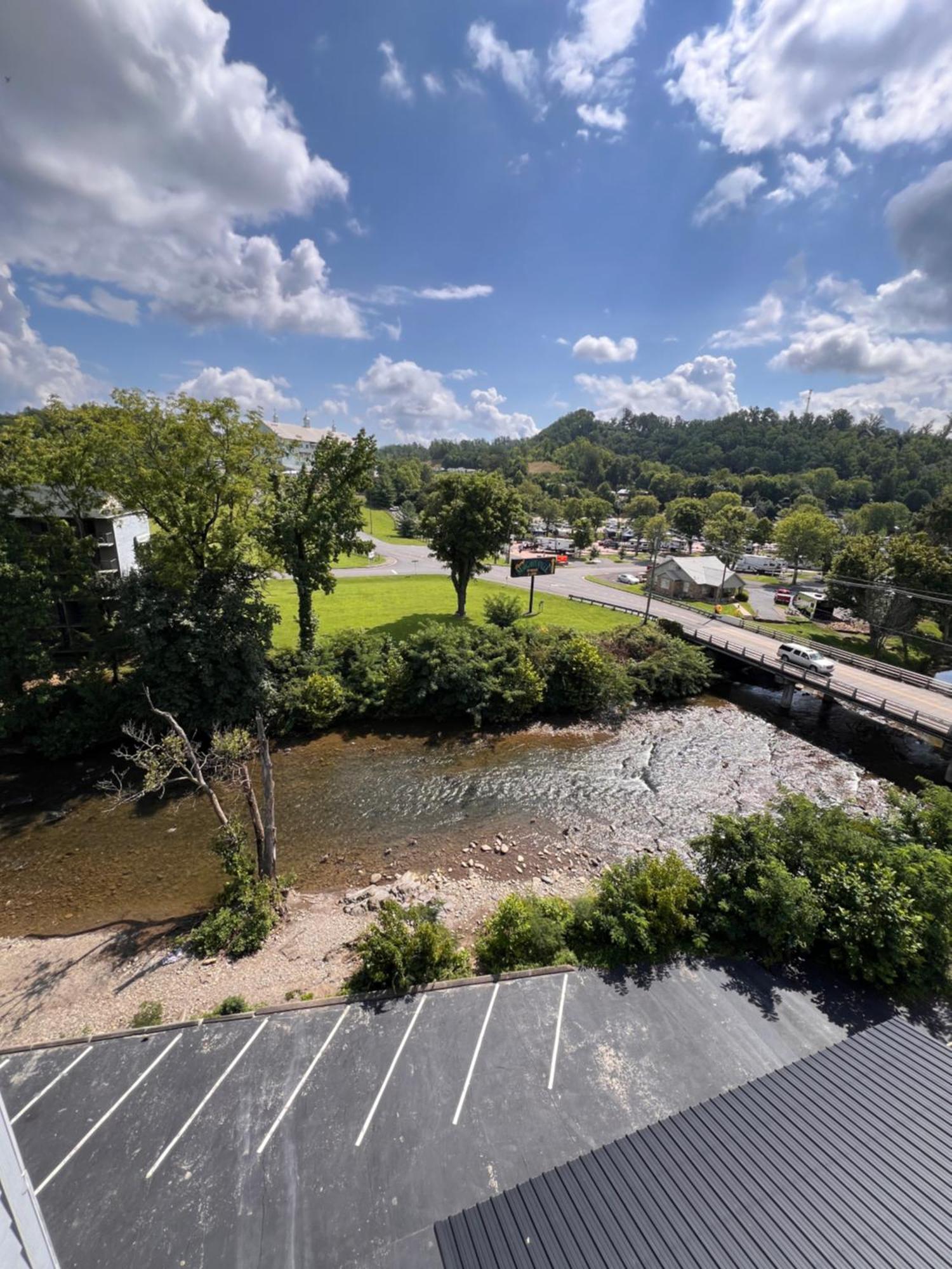 Country Inn & Suites By Radisson, Pigeon Forge South, Tn Екстериор снимка